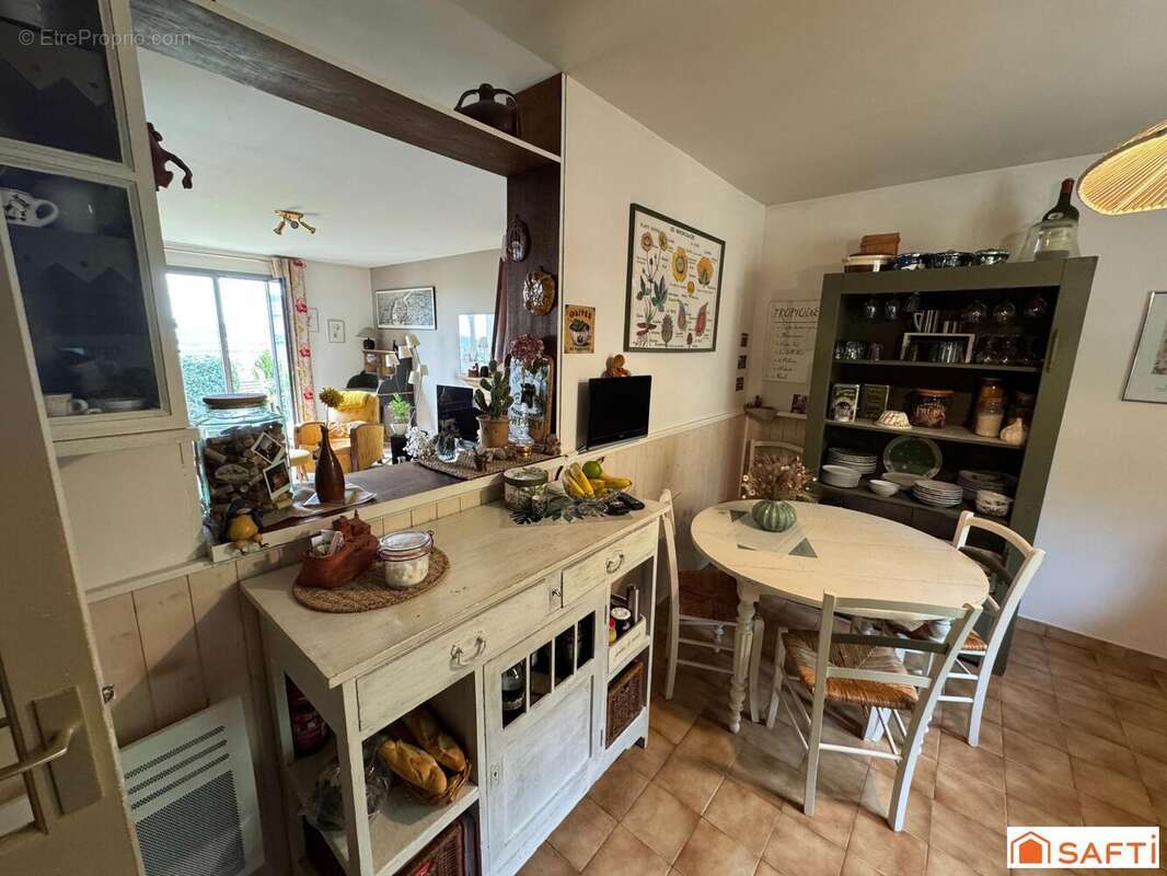 Photo 8 - Maison à CHANTELOUP-LES-VIGNES