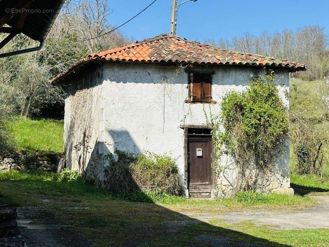 Maison à TAURIGNAN-VIEUX