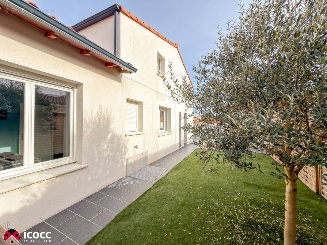 Commerce à L'AIGUILLON-SUR-MER