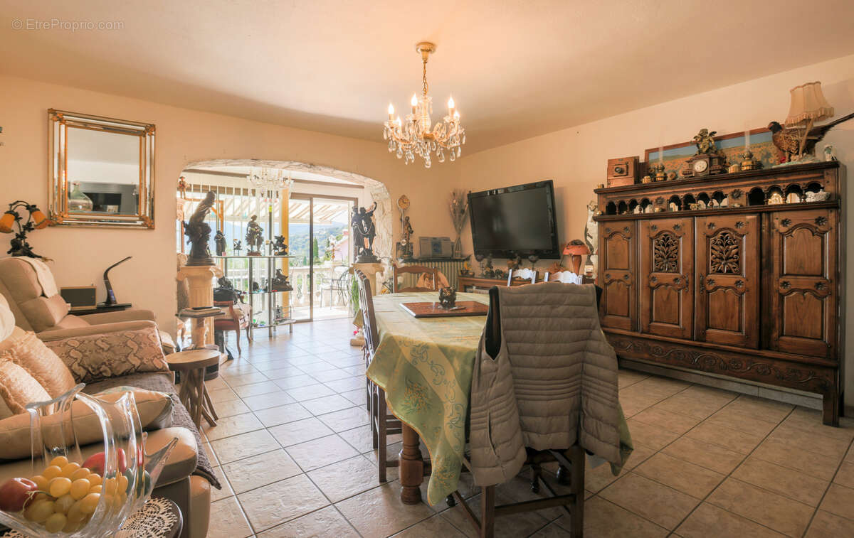 Maison à LA CROIX-VALMER
