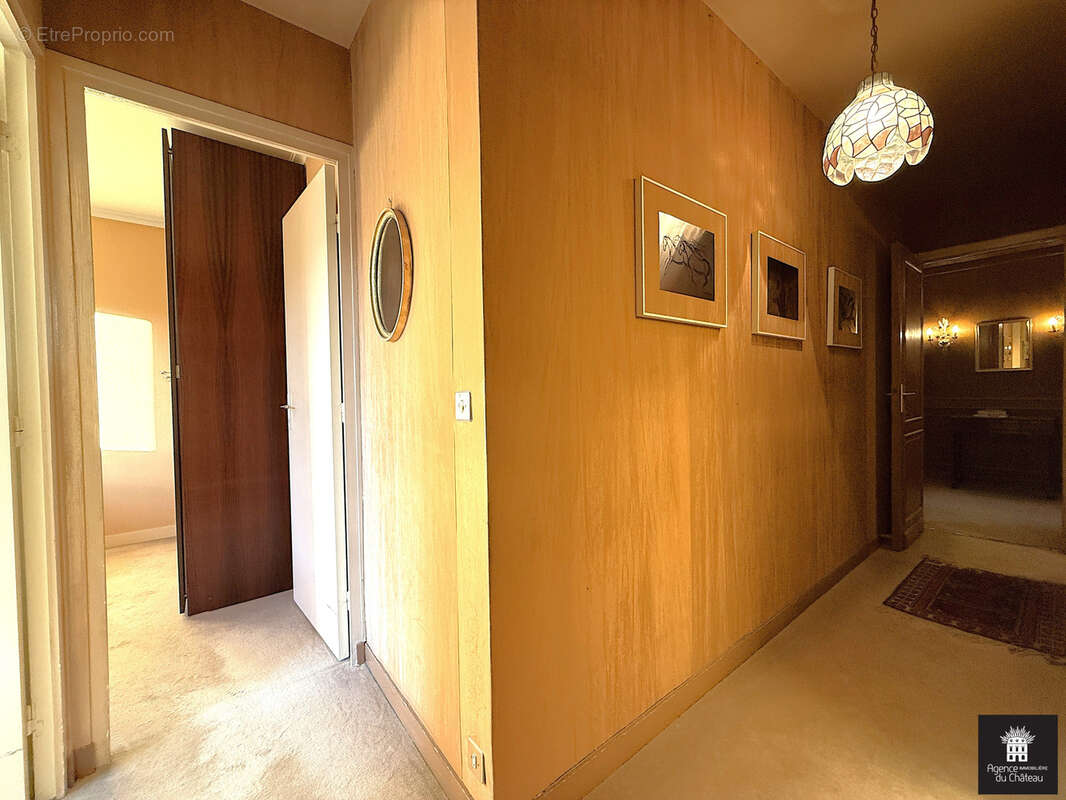 Appartement à VERSAILLES