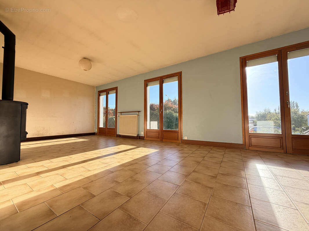 Maison à CHASSENEUIL-DU-POITOU