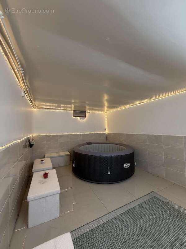 Appartement à LE BOURGET
