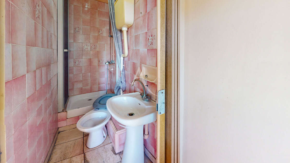 Appartement CHILLY-MAZARIN 3 pièces atypique 52.75 m² - photo 4