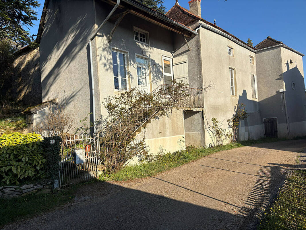 Maison à BISSY-SUR-FLEY