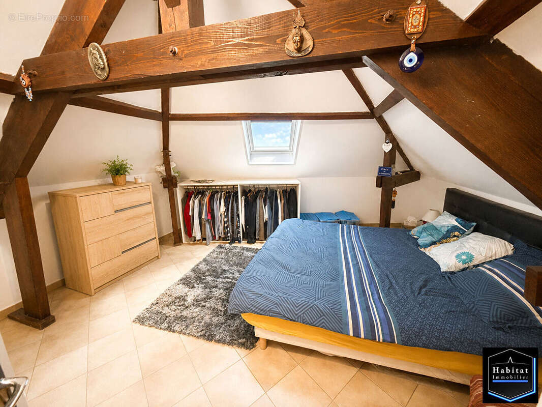 Appartement à MONTGE-EN-GOELE