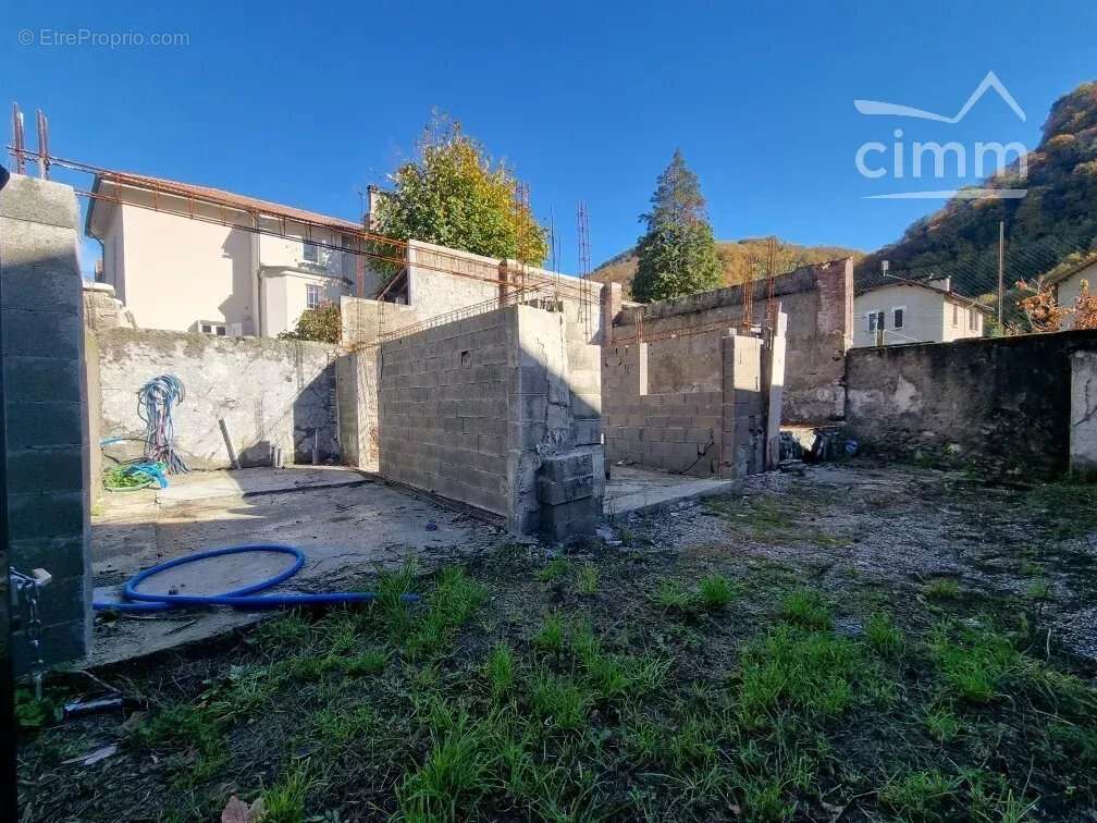 Terrain à VILLARD-BONNOT