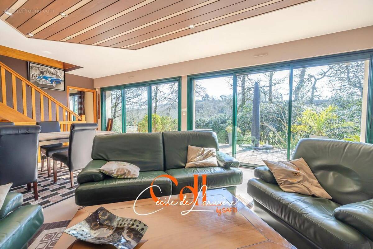 Photo 1 - Maison à LANDIVISIAU