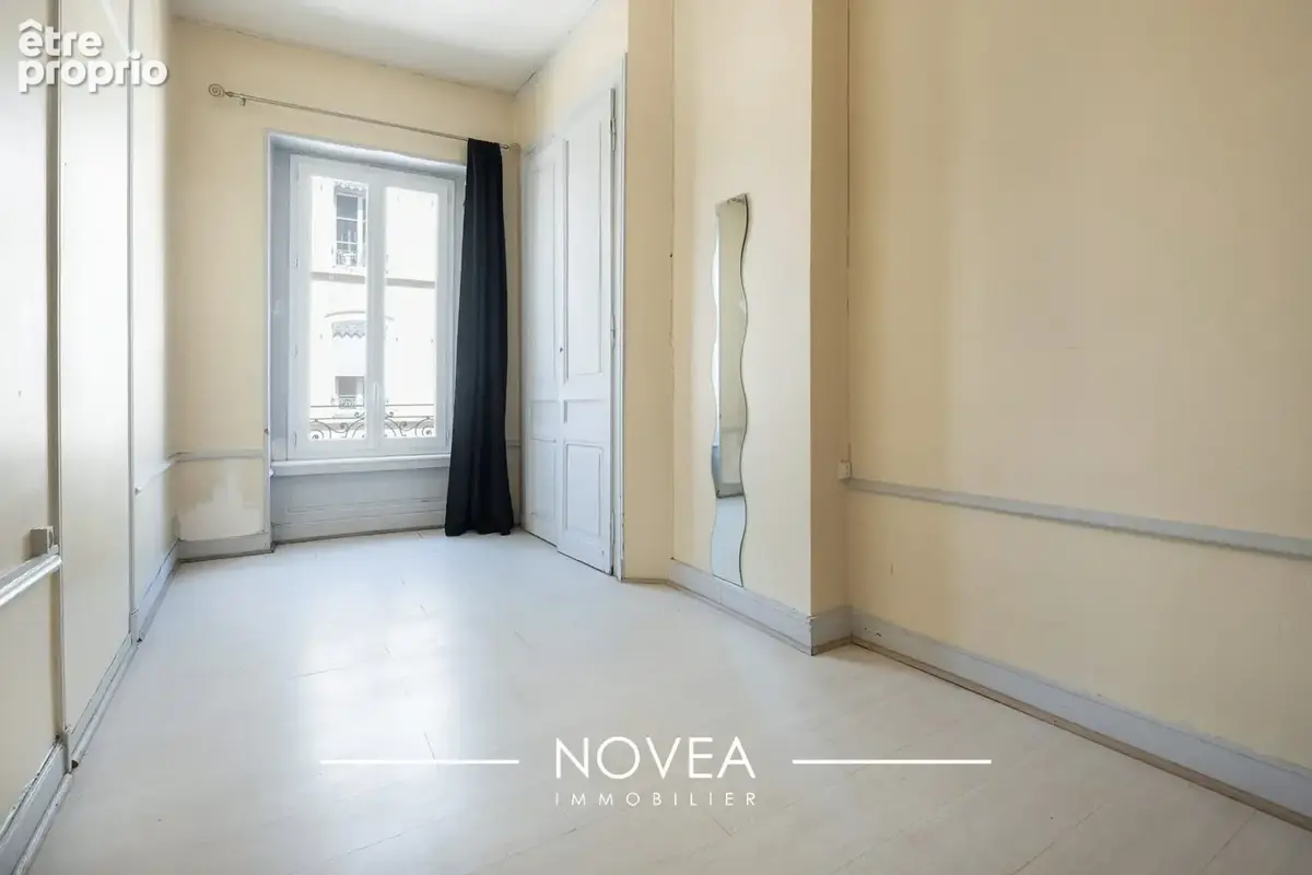 Appartement 2 pièces 45 m² à vendre à Lyon-6e (69006) - photo 9