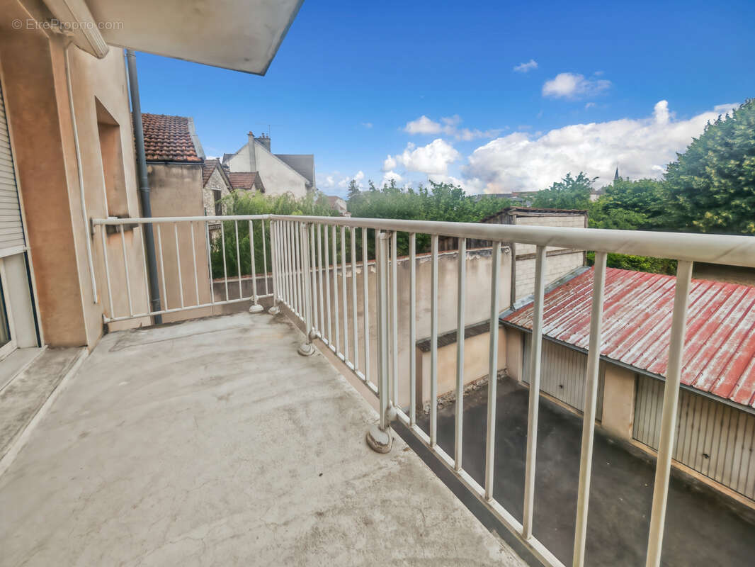 RARE LE CLOS LUCIE- T3 avec terrasse et garage - photo 14