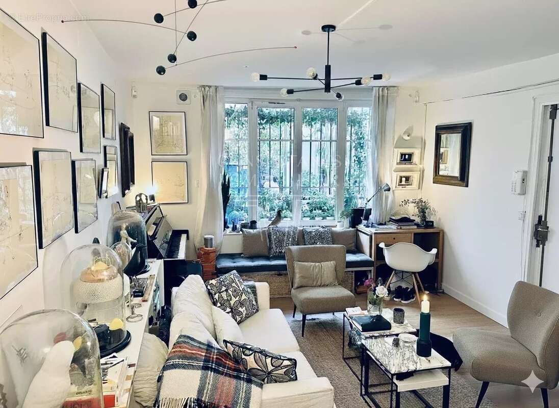 Appartement à PARIS-6E