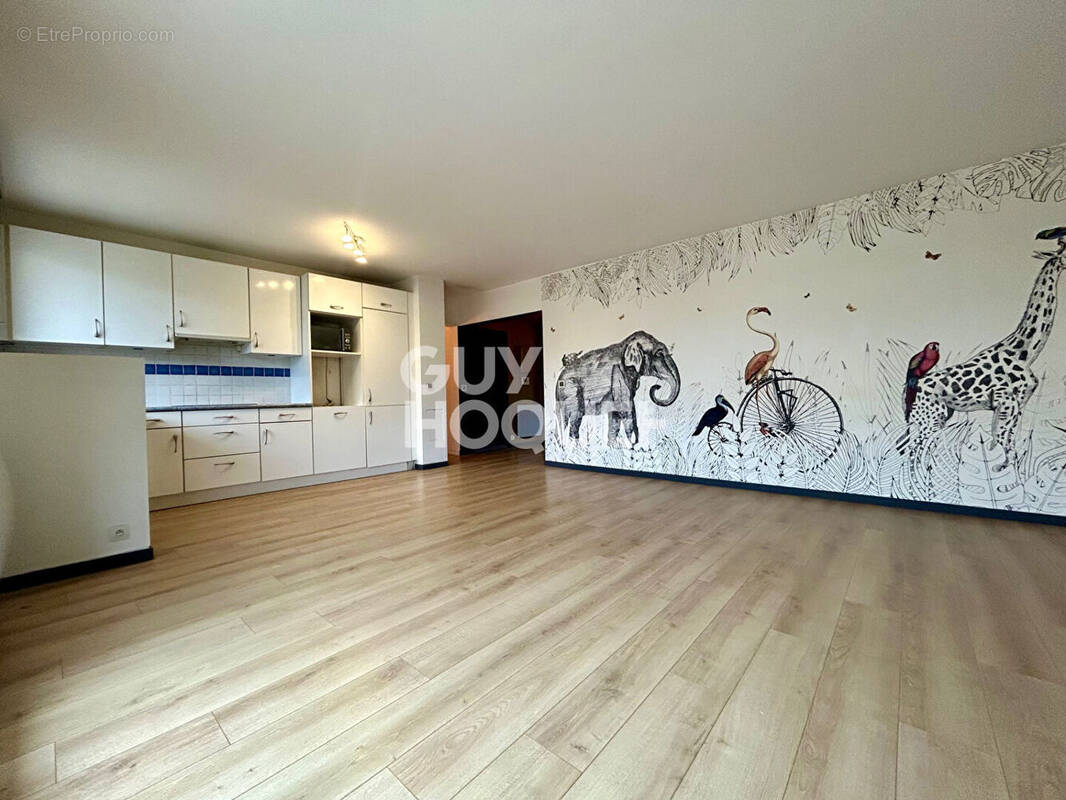 Appartement à LE PERREUX-SUR-MARNE