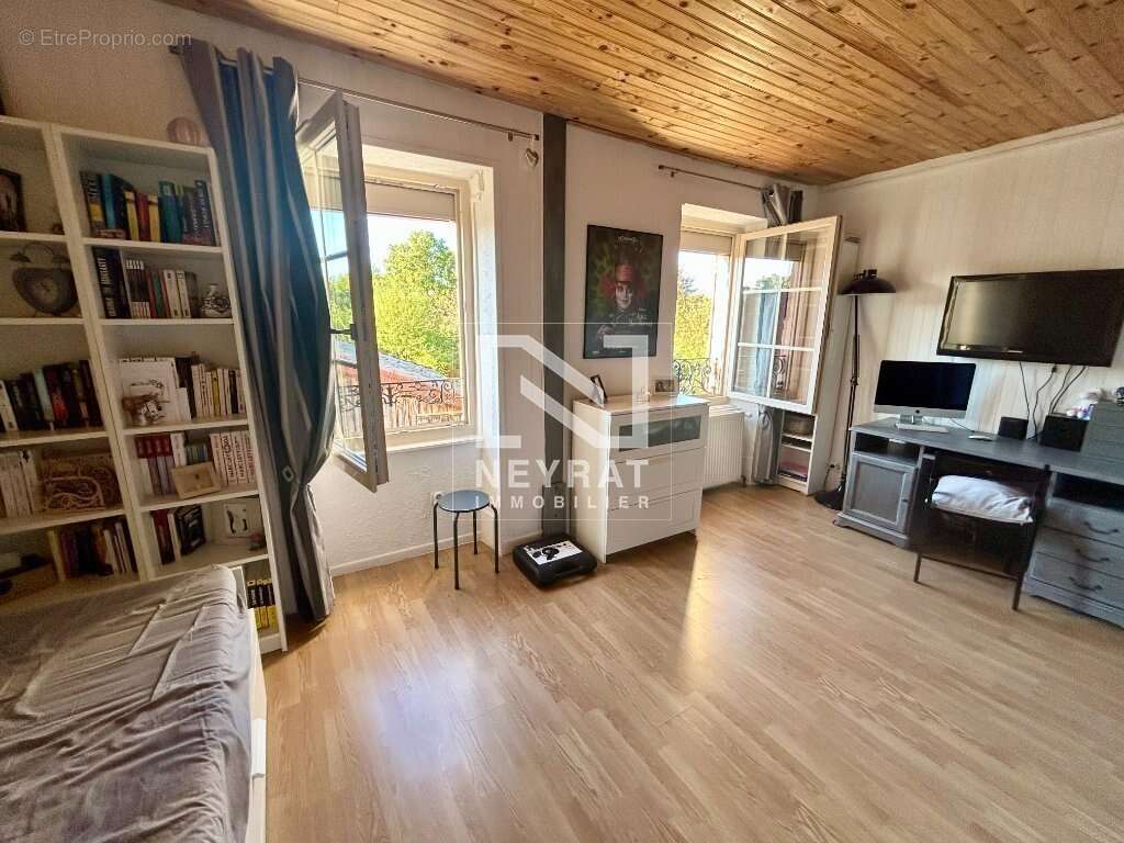 Maison à SENNECEY-LE-GRAND