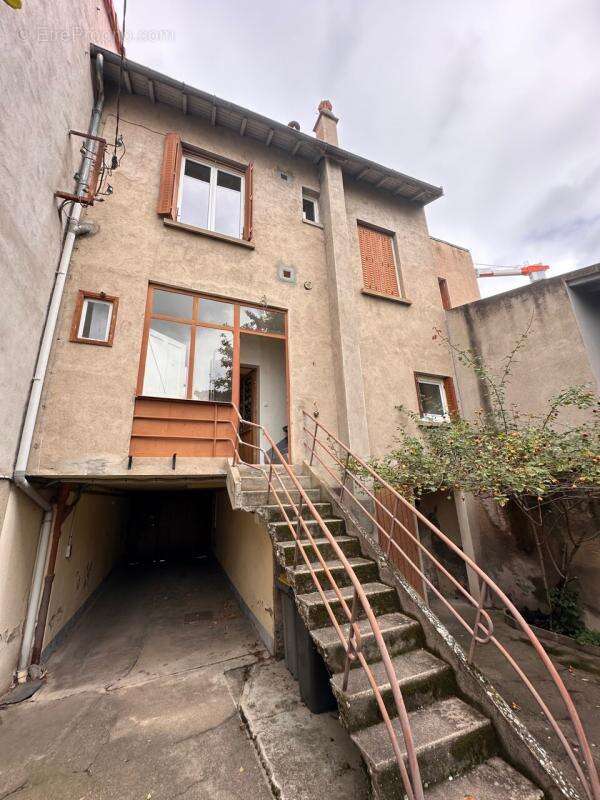 titre - Appartement à CLERMONT-FERRAND