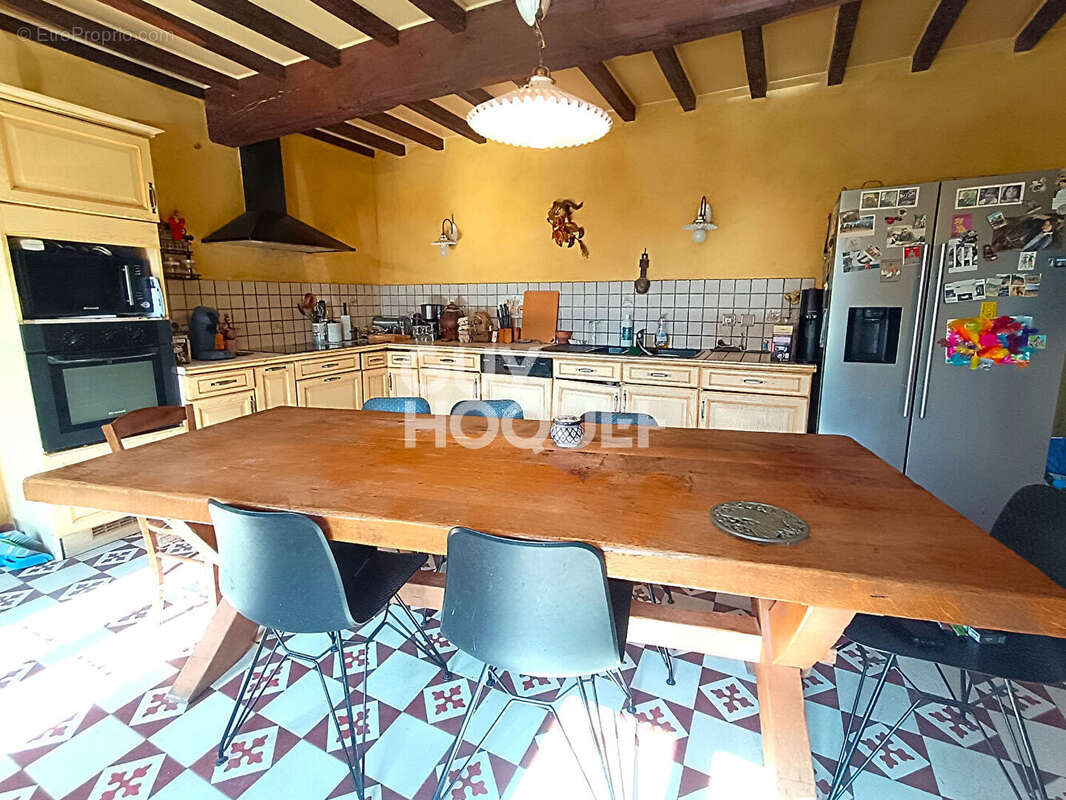 Maison à ESSERTINES-EN-DONZY