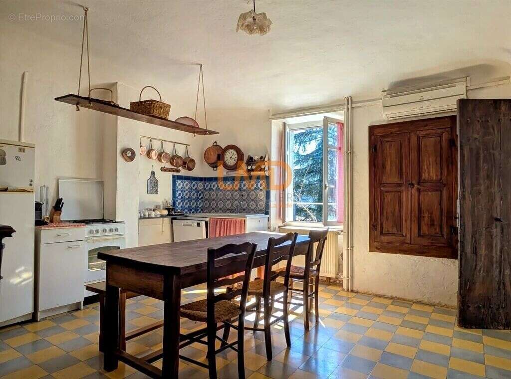 Maison à SAINT-ALBAN-AURIOLLES