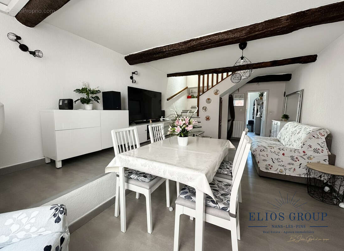 Maison 100 m² à Nans-Les-Pins  - photo 4