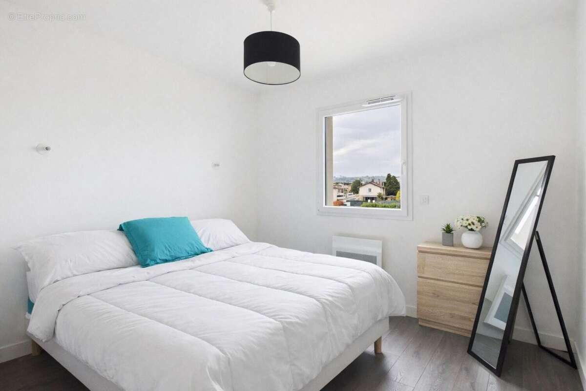 Maison 95 m² à Amberieux  - photo 7