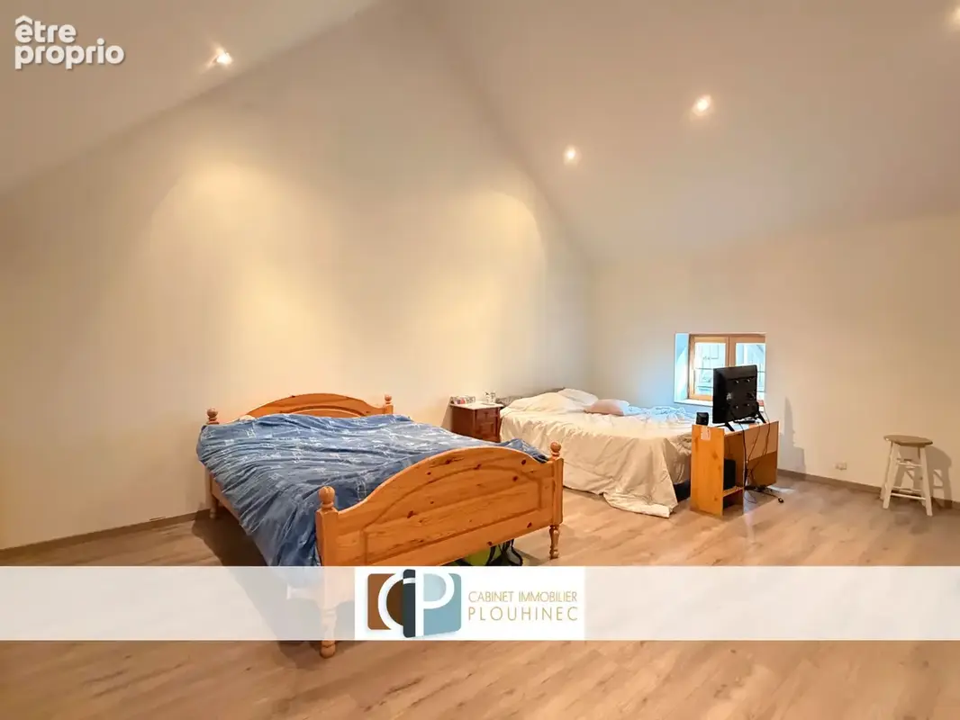 Opportunité à saisir - Maison 135 m2 avec terrain de 1600 m2. - photo 9