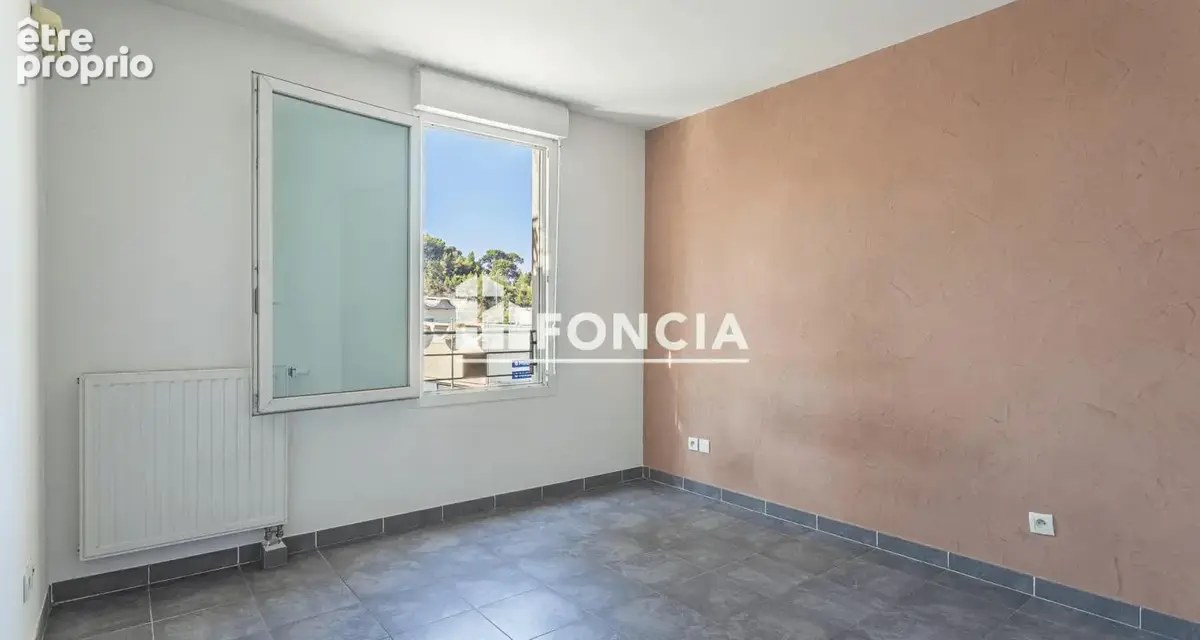 Toulon ouest - grand t2 - terrasse et garage ferme dans residence recente - photo 10