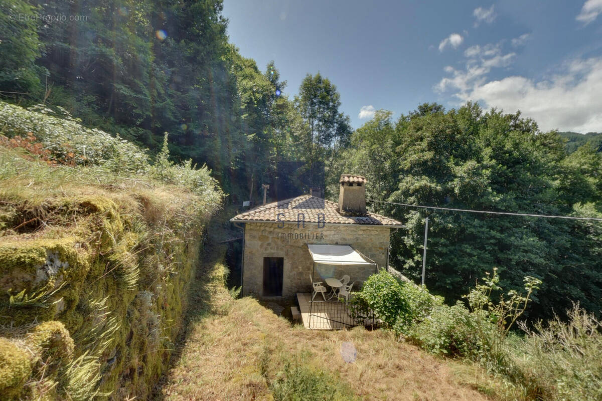 Maison à MARCOLS-LES-EAUX