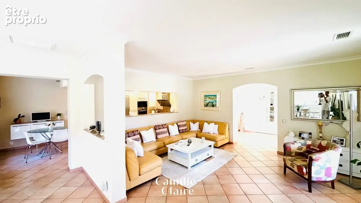 'Prestige' Maison 7 chambres de plain-pied avec piscine, 2 dépendances au calme absolu sur la destrousse - photo 5