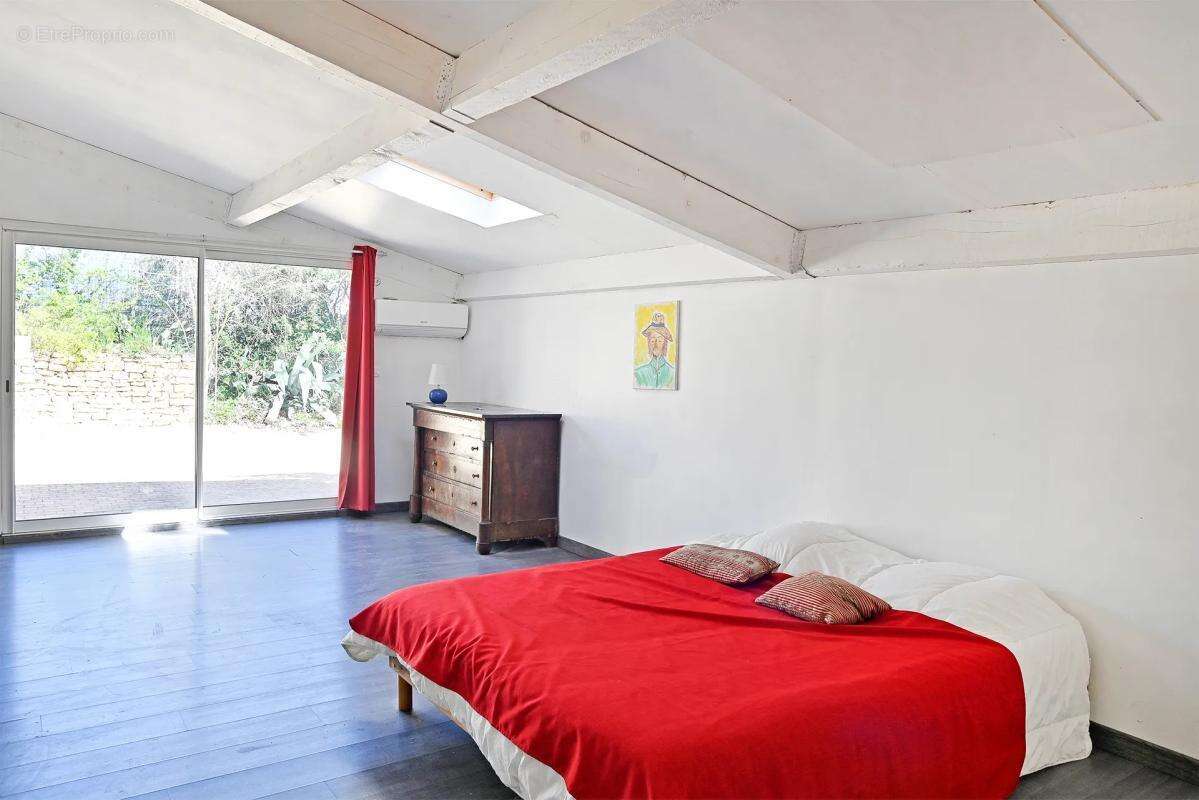 Maison à VERS-PONT-DU-GARD