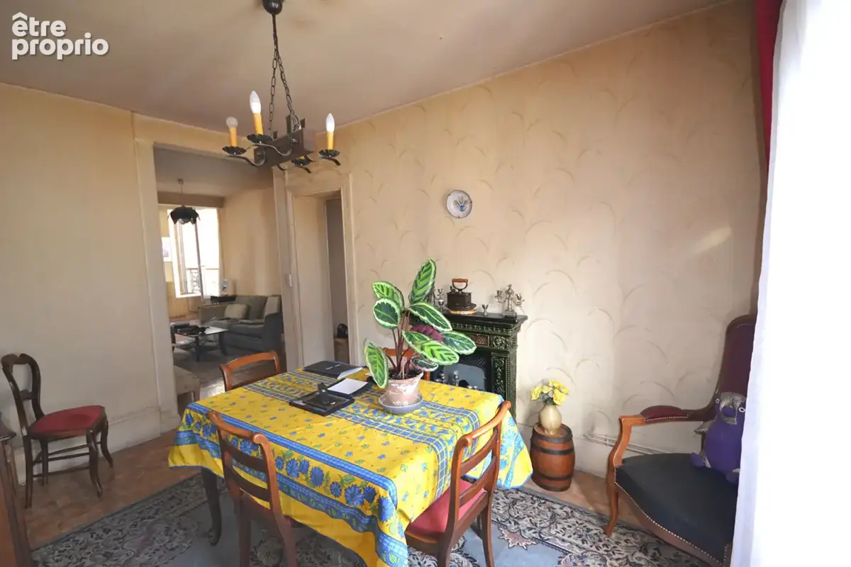 Montmartre 75 m²  3 pièces - photo 4