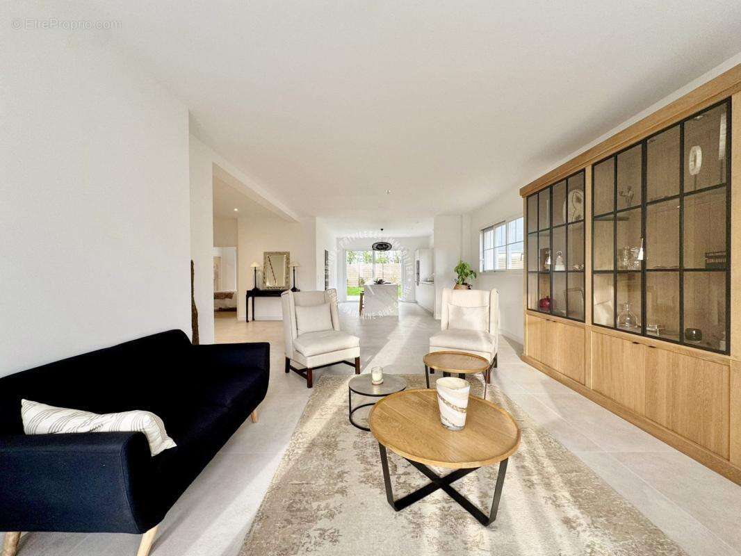 Maison à LE POULIGUEN