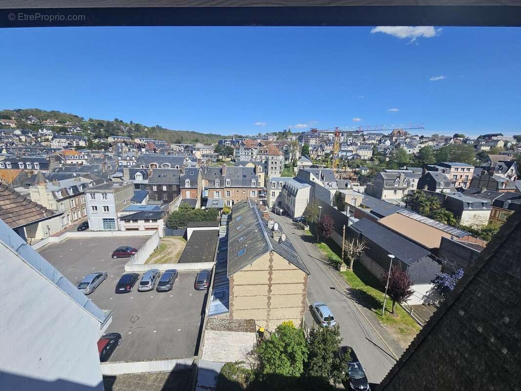Appartement à TROUVILLE-SUR-MER