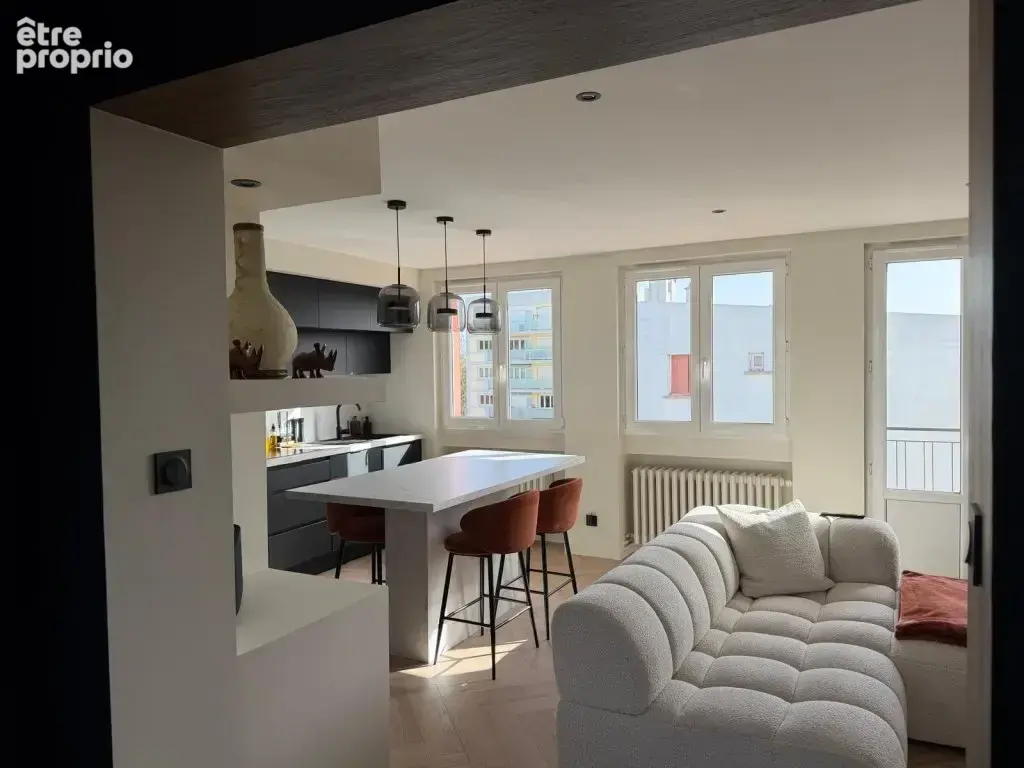 SAINT-ETIENNE - Appartement T3 - 53M2 - photo 3
