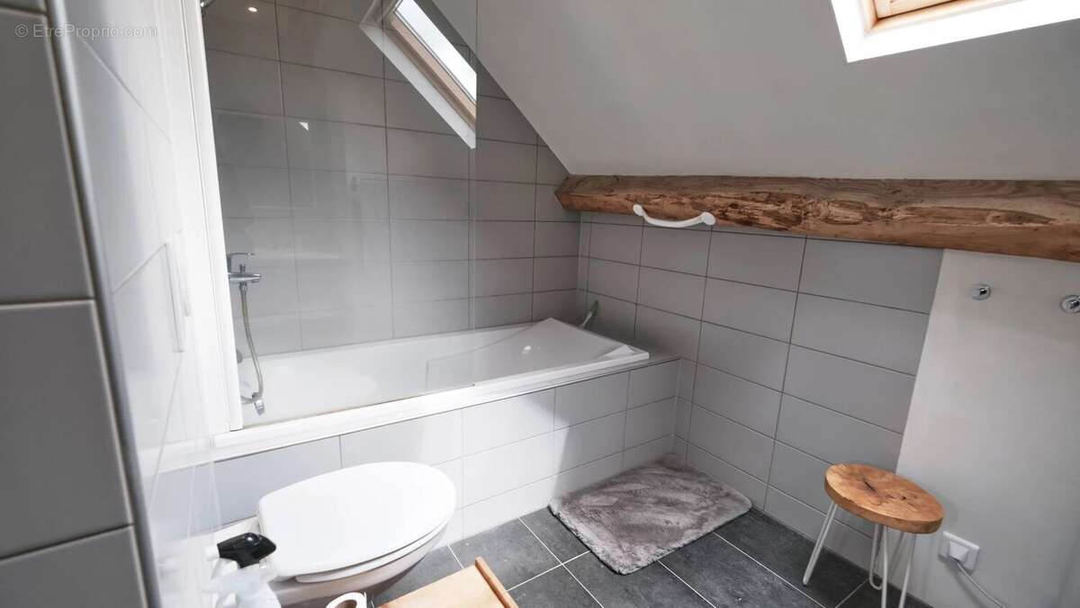 Maison à CHISSEY-EN-MORVAN