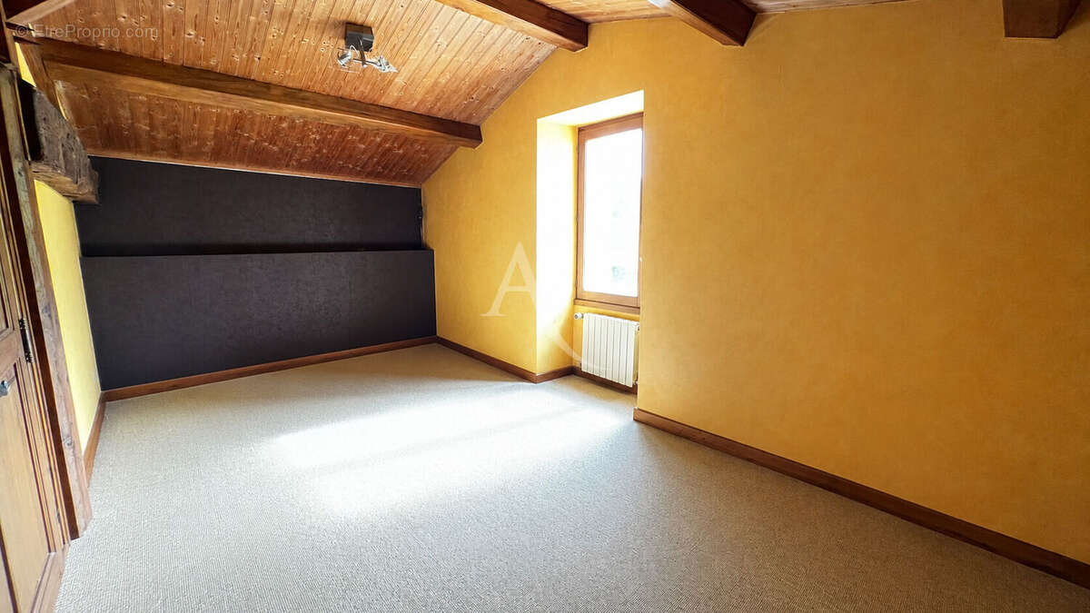 Maison190m² 6 pièces Corme Royale 3 000m² terrain - photo 9