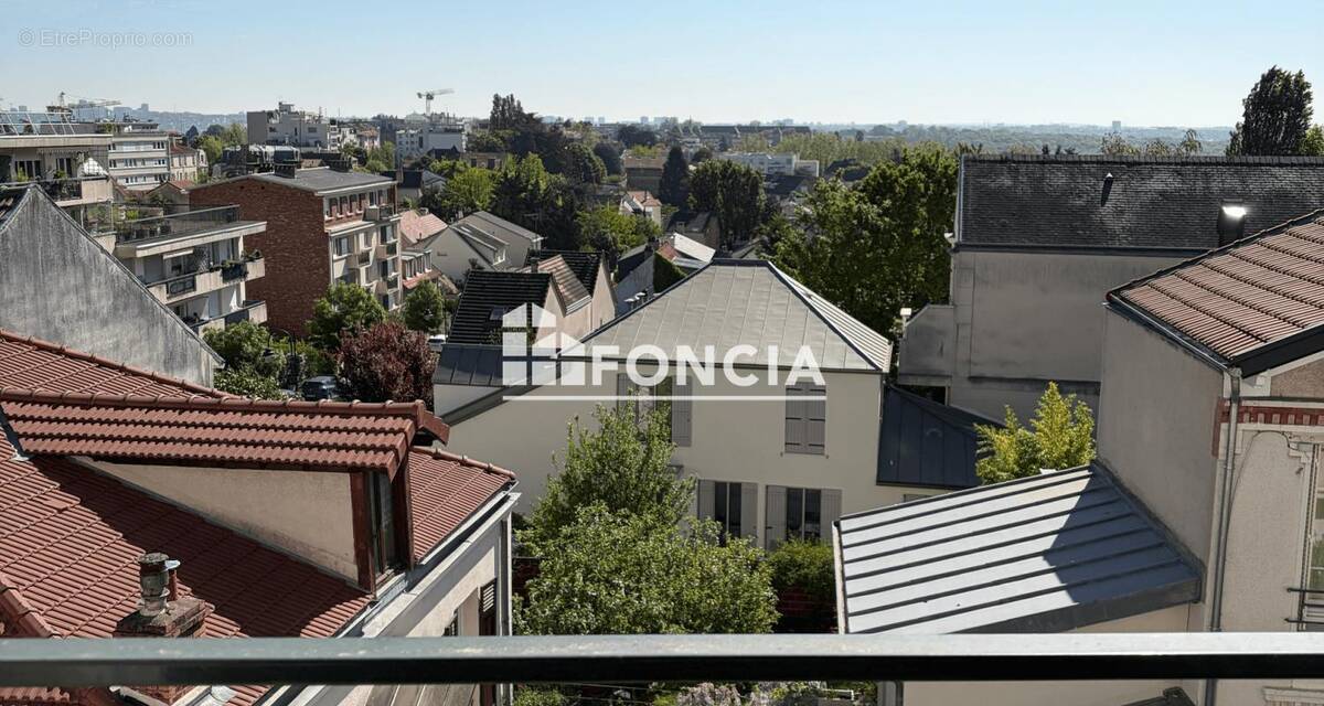 Appartement à LE PLESSIS-ROBINSON