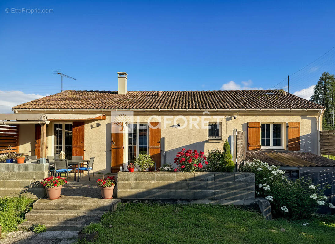 Maison à DOUE-LA-FONTAINE