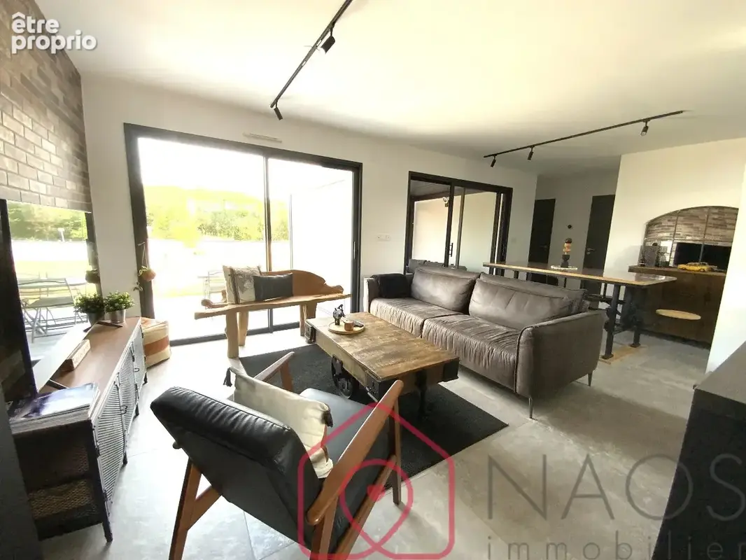 Photo Maison à Getigne au prix de 355 000€