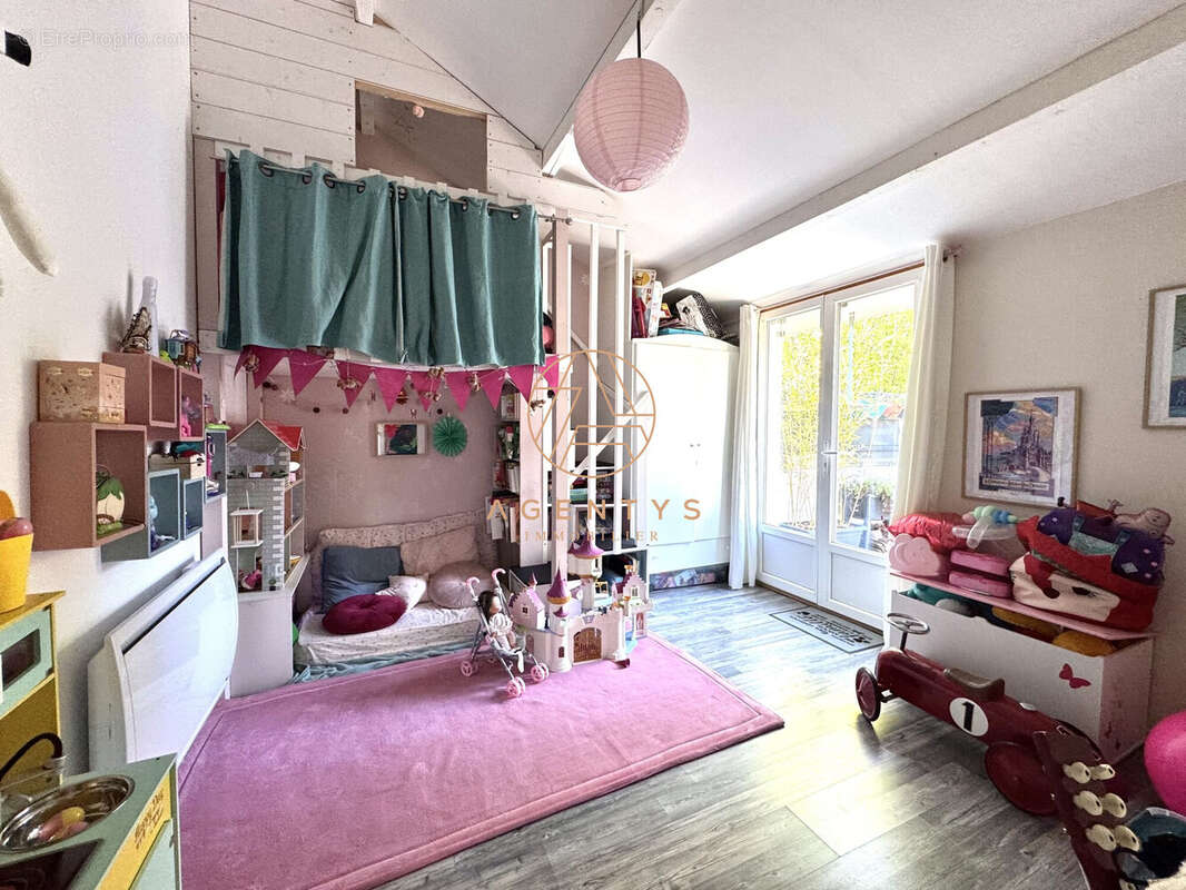 Maison à NOISY-LE-GRAND