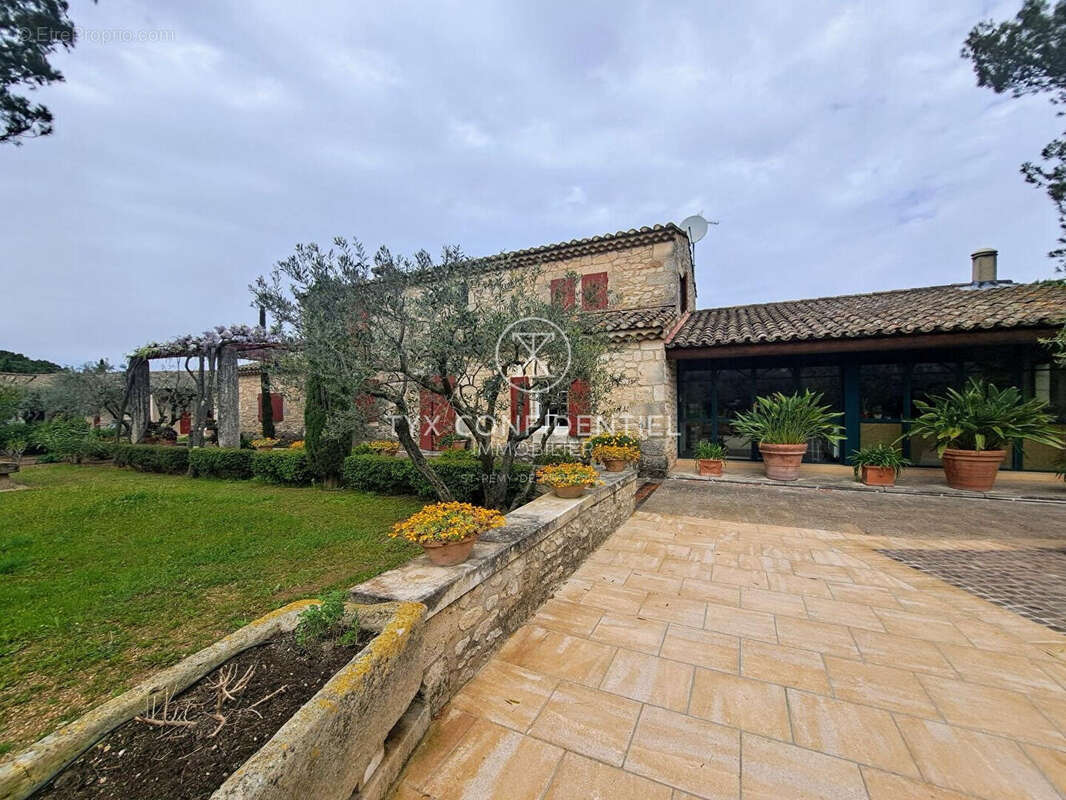 Maison à SAINT-REMY-DE-PROVENCE