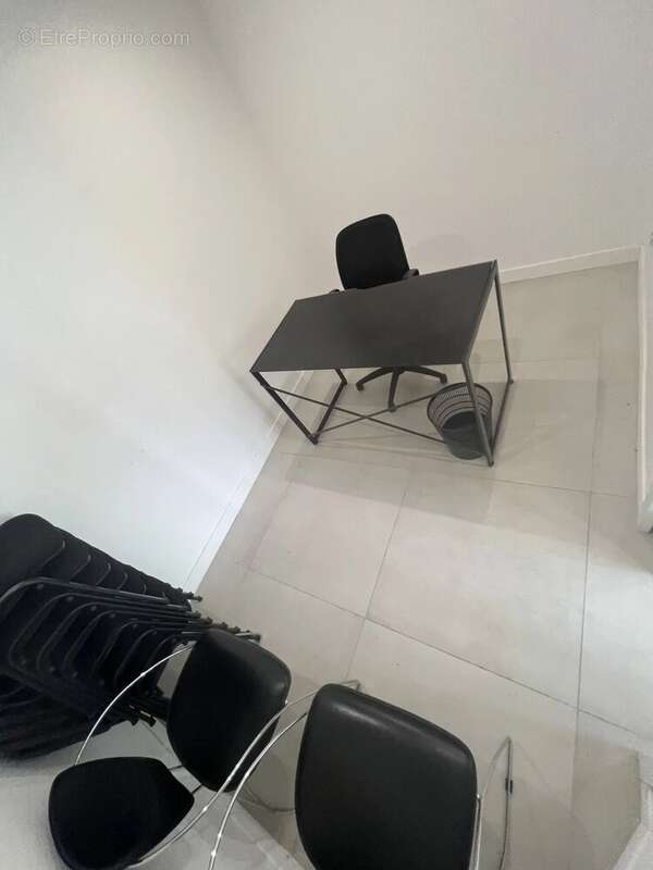 Vente murs commerciaux - photo 2