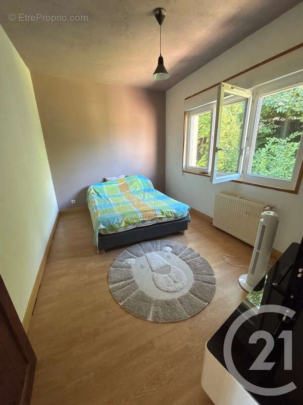 Maison 100 m² à Saint-Quentin  - photo 9
