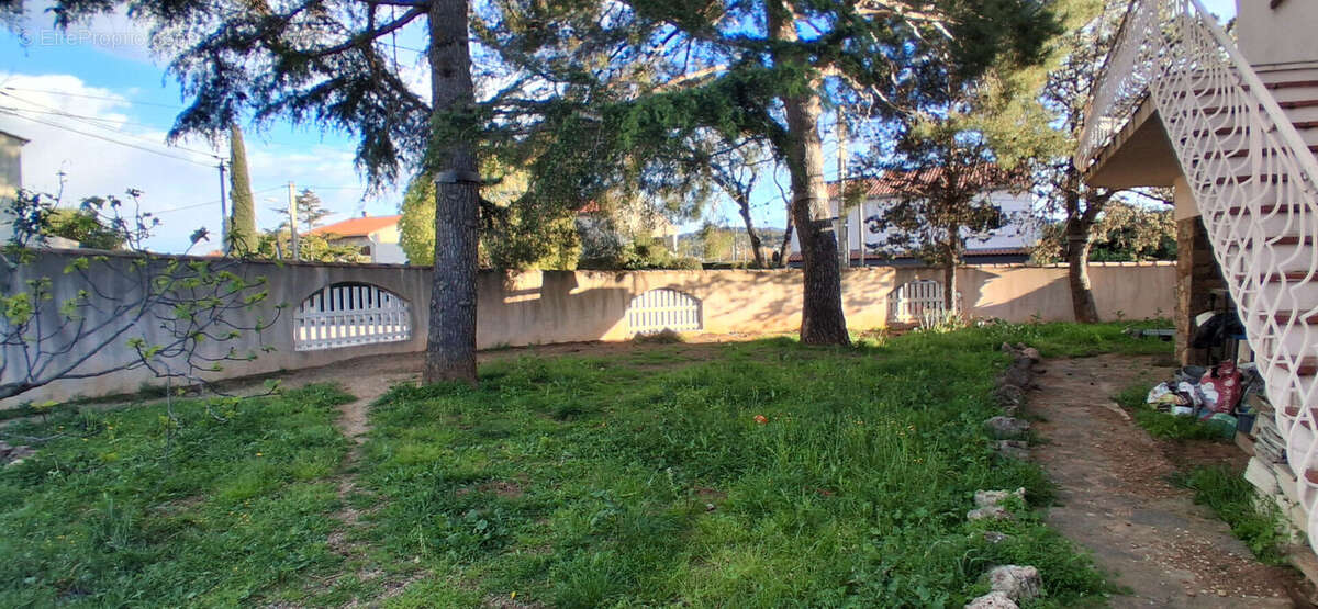 Maison à SIX-FOURS-LES-PLAGES