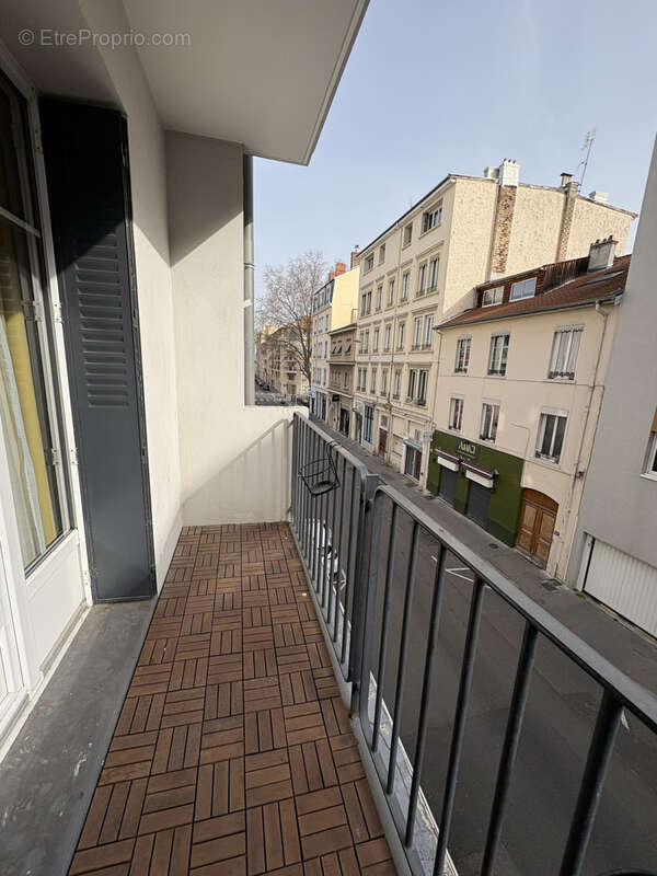Appartement à LYON-6E