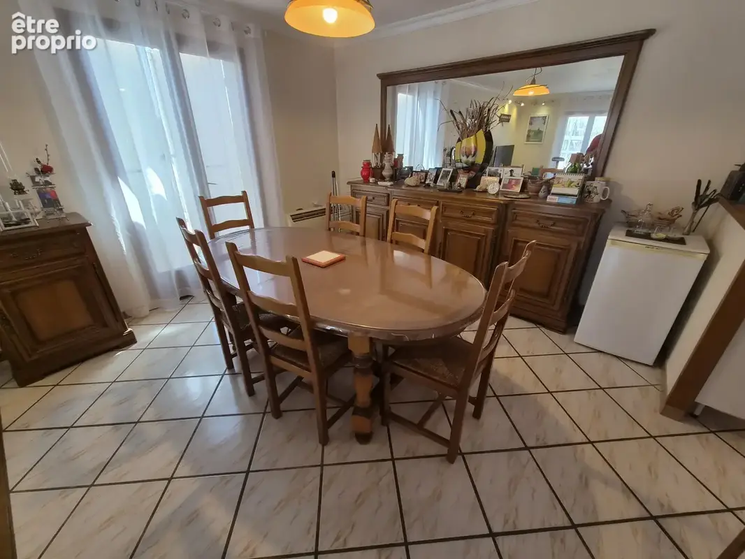Maison d'habitation avec un local professionnel - photo 3