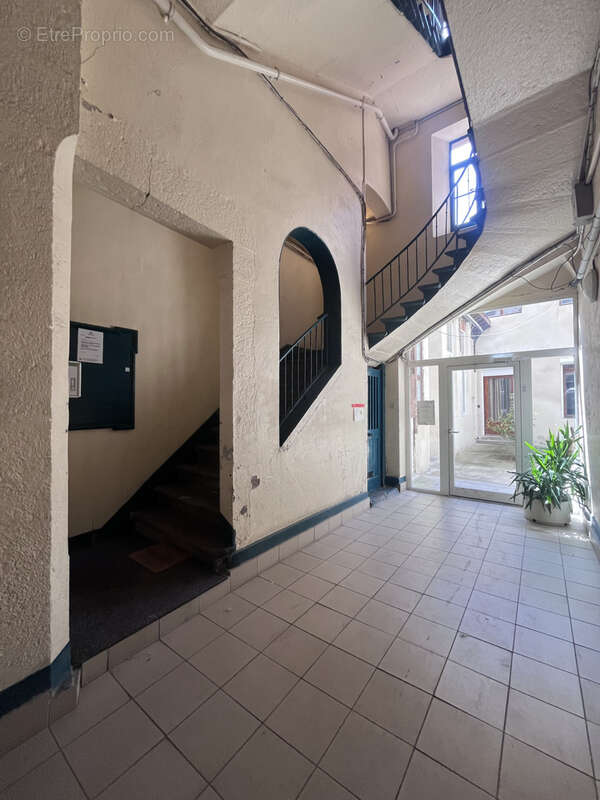 Appartement à SAINT-ETIENNE