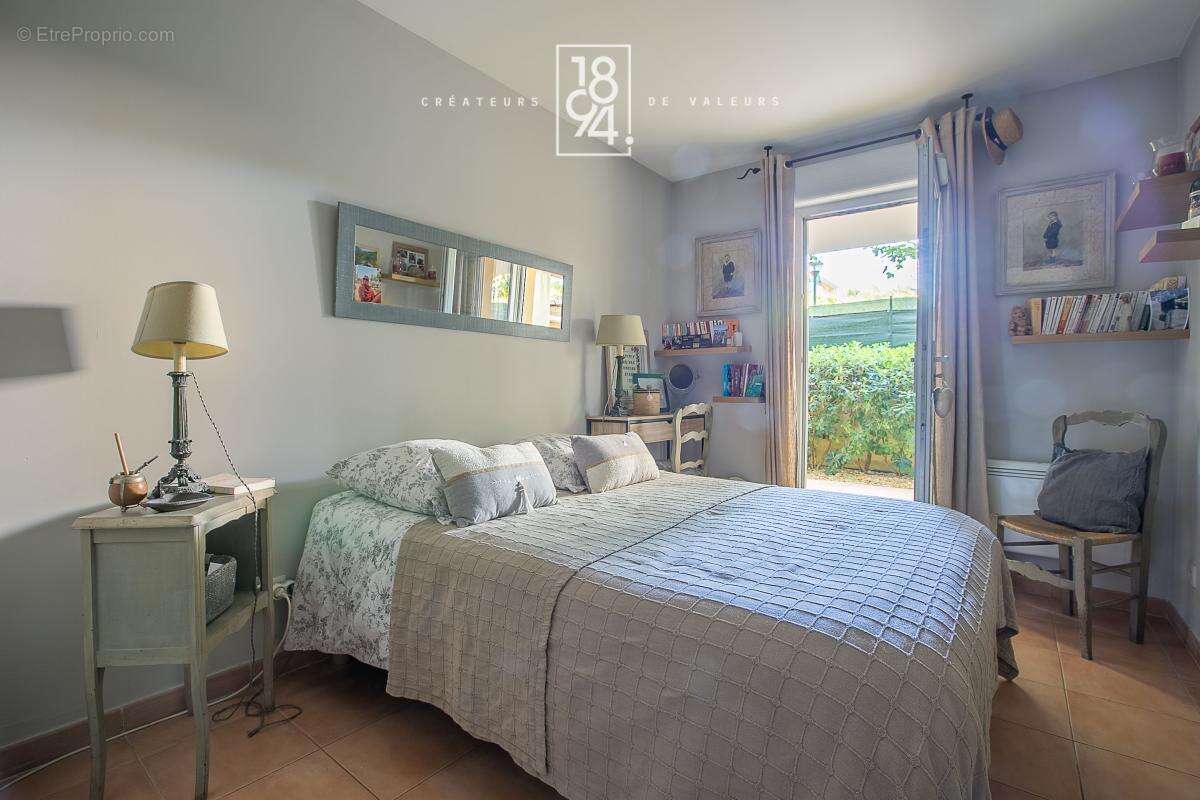 Superbe T4 de standing avec vaste jardin  et stationnement - photo 13