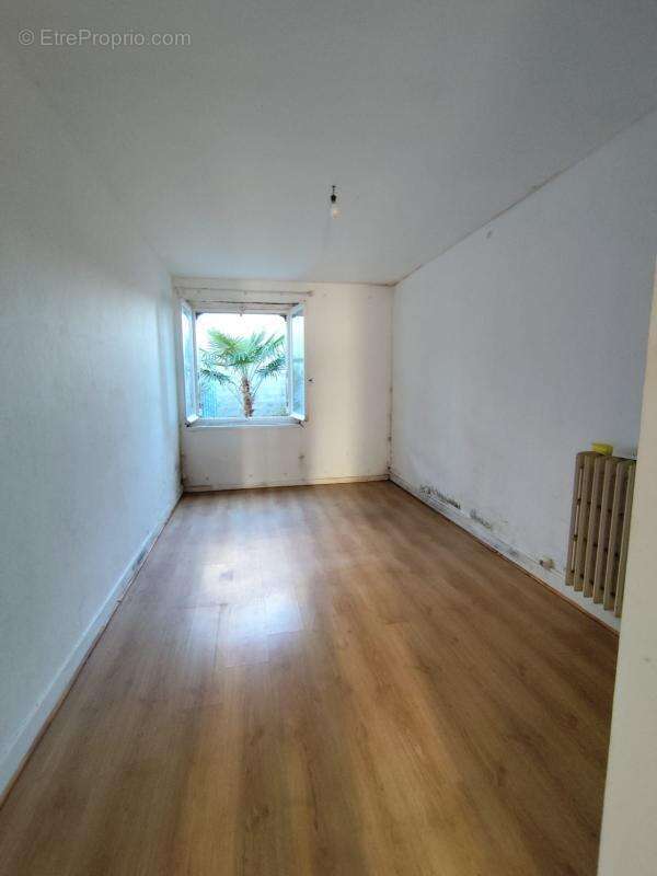 Appartement à POMEROL