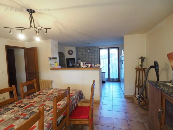 Maison à PIERREVERT