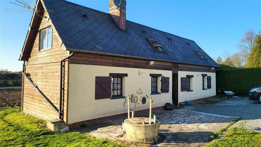 Maison à BUCHY
