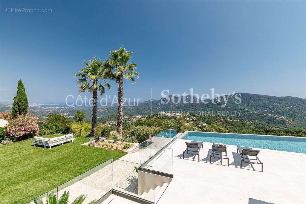 Proche Mandelieu villa contemporaine vue mer 290 m2 piscine calme absolu - photo 17
