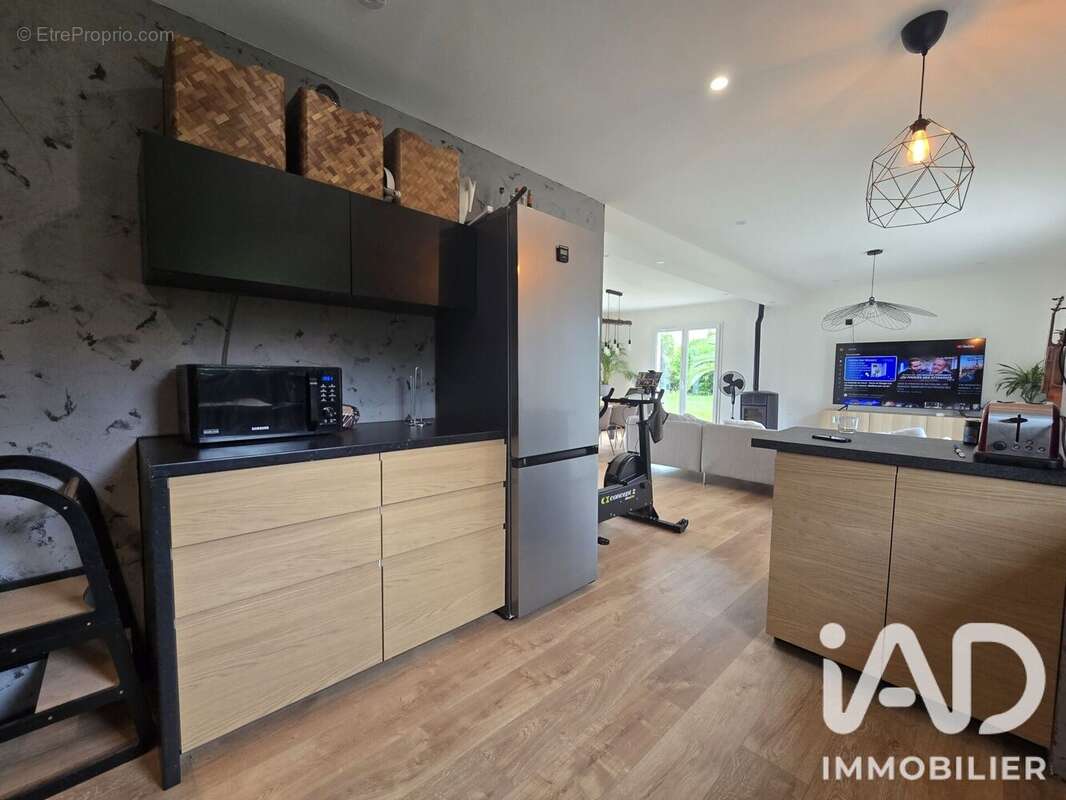 Maison 100 m² à Plougastel-Daoulas  - photo 7